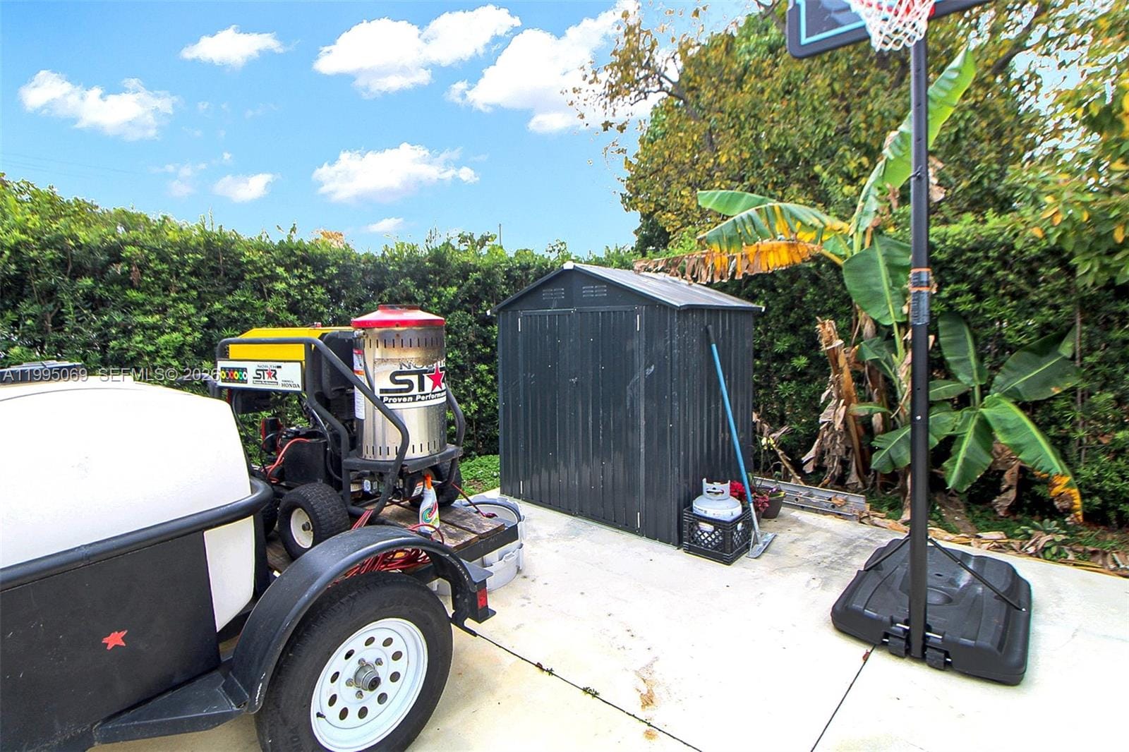2330 W 6th Court, Hialeah, FL 33010 photo 17
