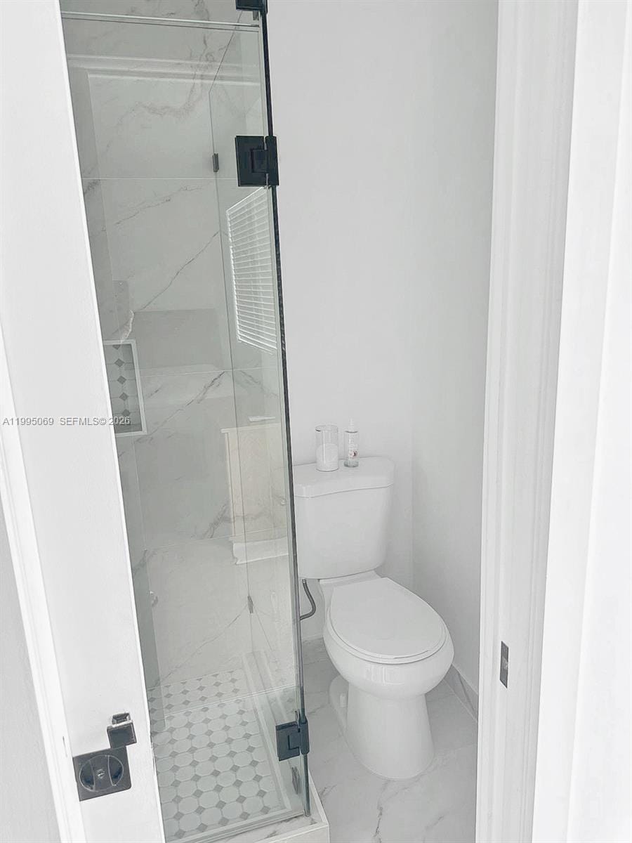 2330 W 6th Court, Hialeah, FL 33010 photo 28