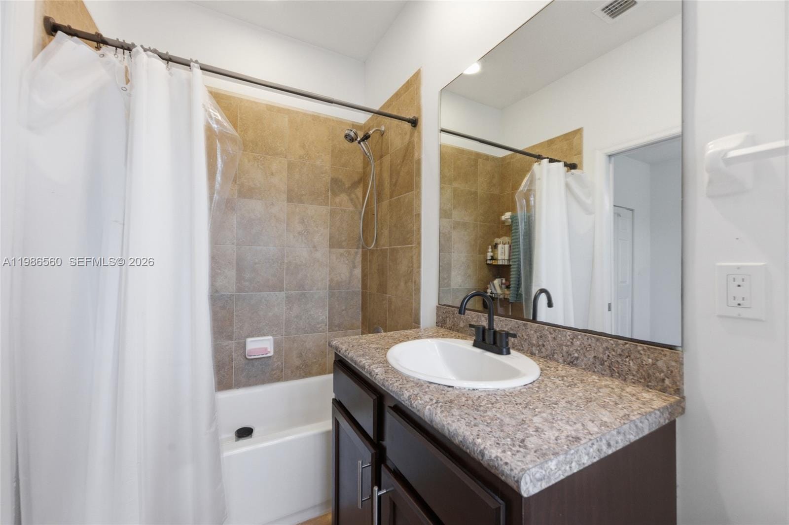 5918 Woodlands Boulevard, Tamarac, FL 33319 photo 23