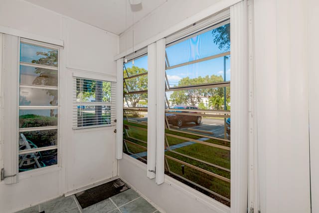 4770 NW 21st Street 105, Castle Apartments, Lauderhill, FL
