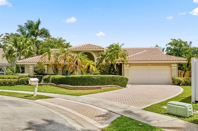 11021 NW 7th Street, sold in Westport 2nd Section, Plantation, FL
