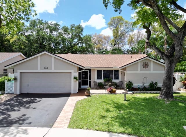 8438 NW 34th Manor, sold in Springtree, Sunrise, FL