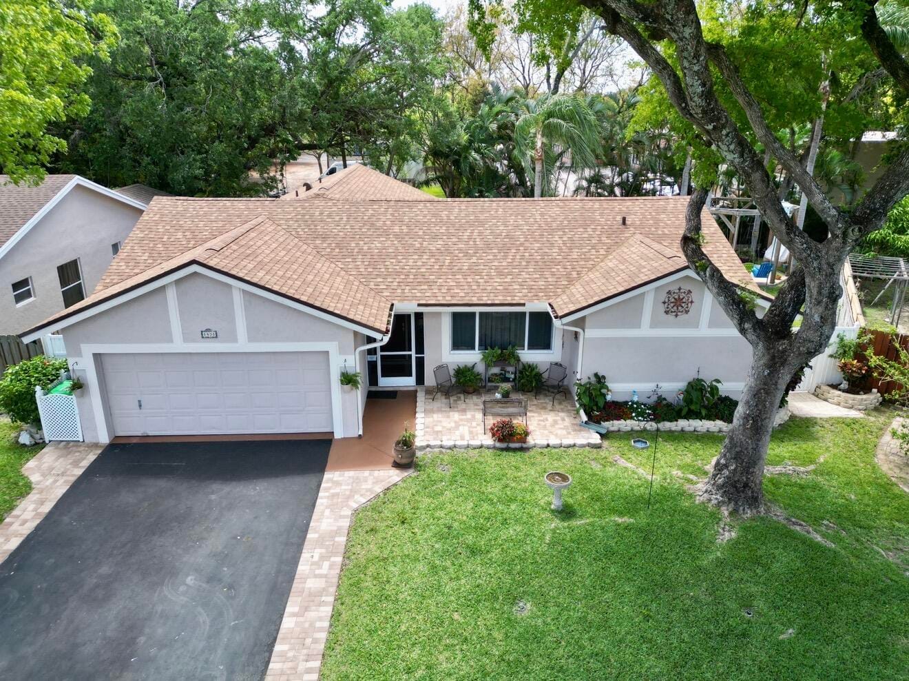 8438 NW 34th Manor, Sunrise, FL 33351 photo 2