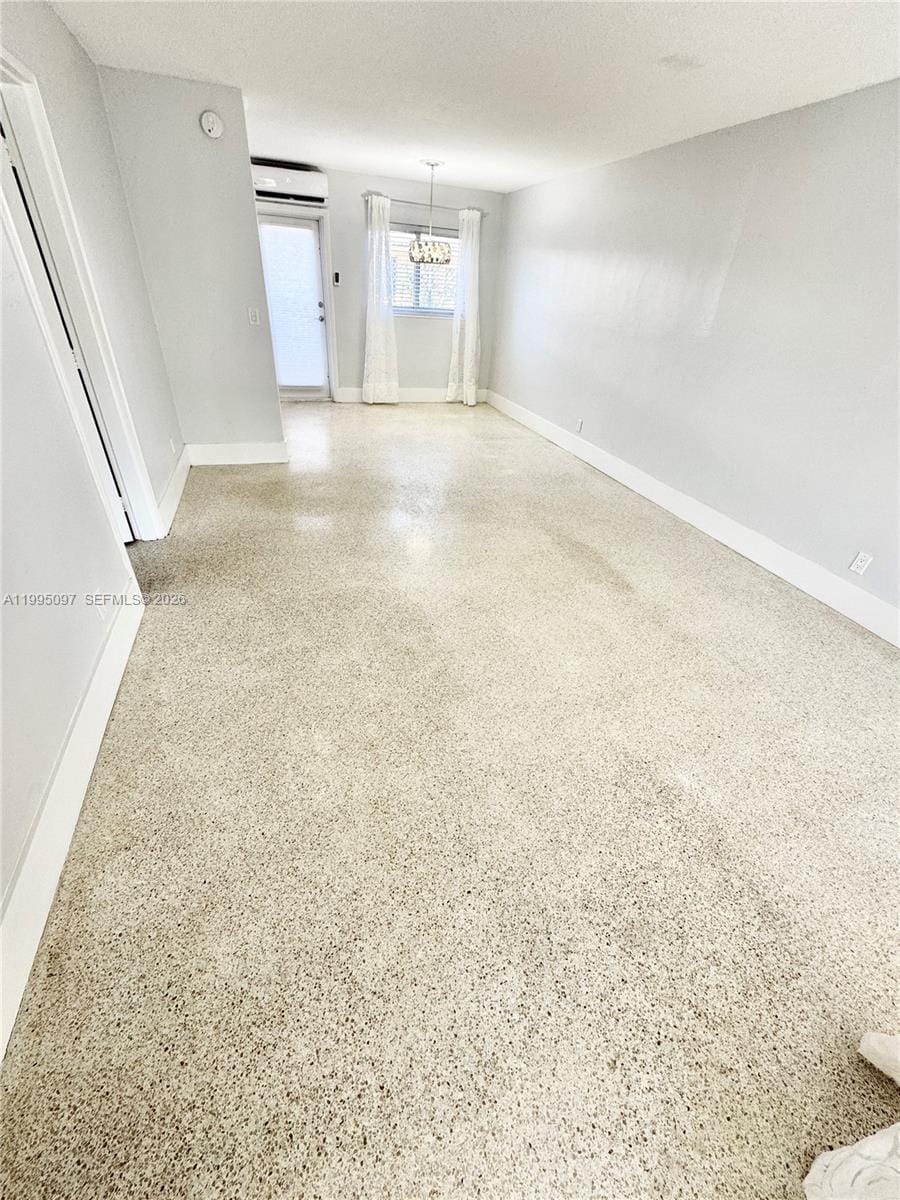 1601 SE 15 1B — photo 2