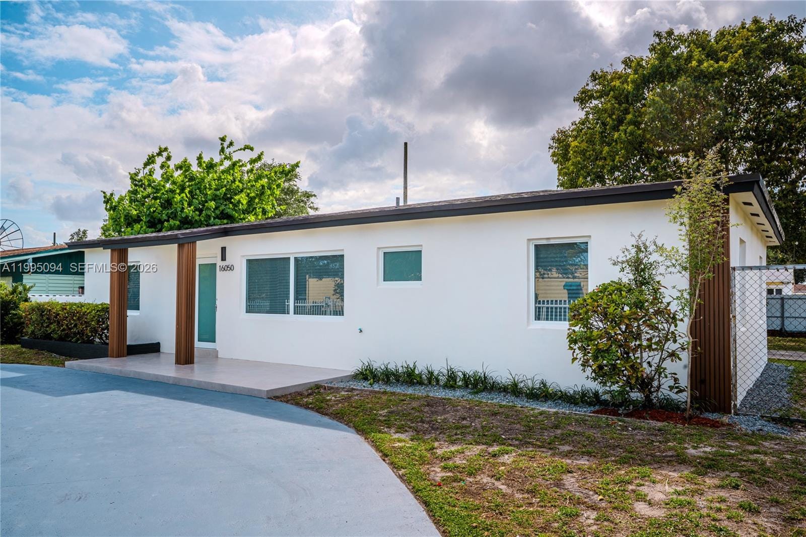 16050 NW 27th Court, Miami Gardens, FL 33054 photo 11