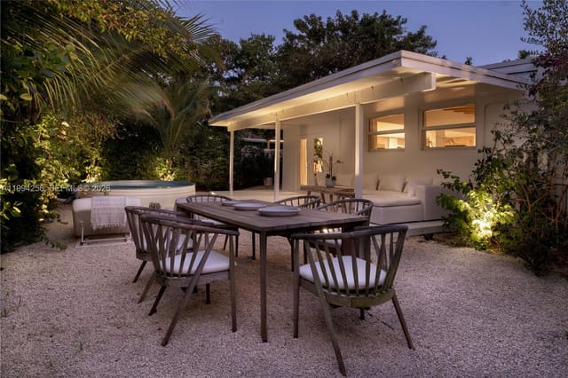 3138 SW 15th Street, Fort Lauderdale, FL 33312