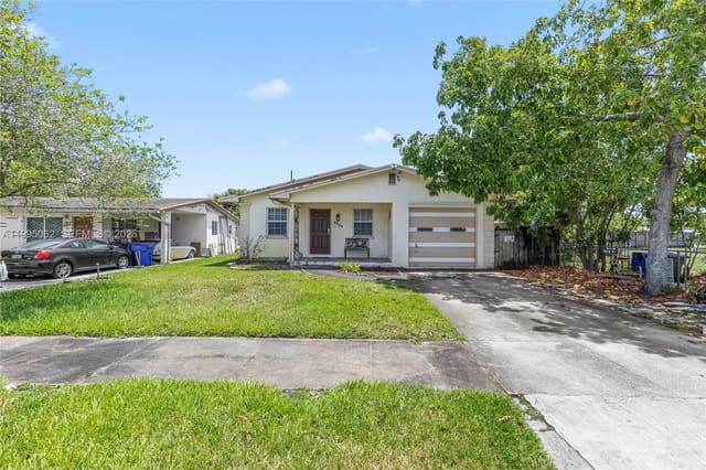 6330 Funston Street, sold in Beverly Park, Hollywood, FL