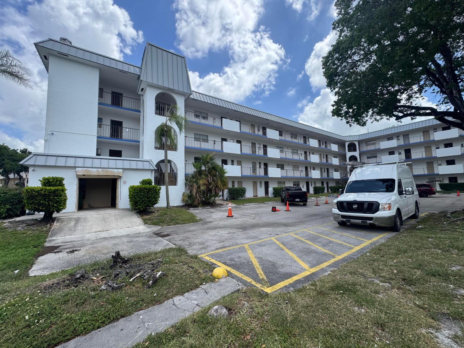 6300 S Falls Cir Drive 314, Lauderhill, FL 33319 photo 2