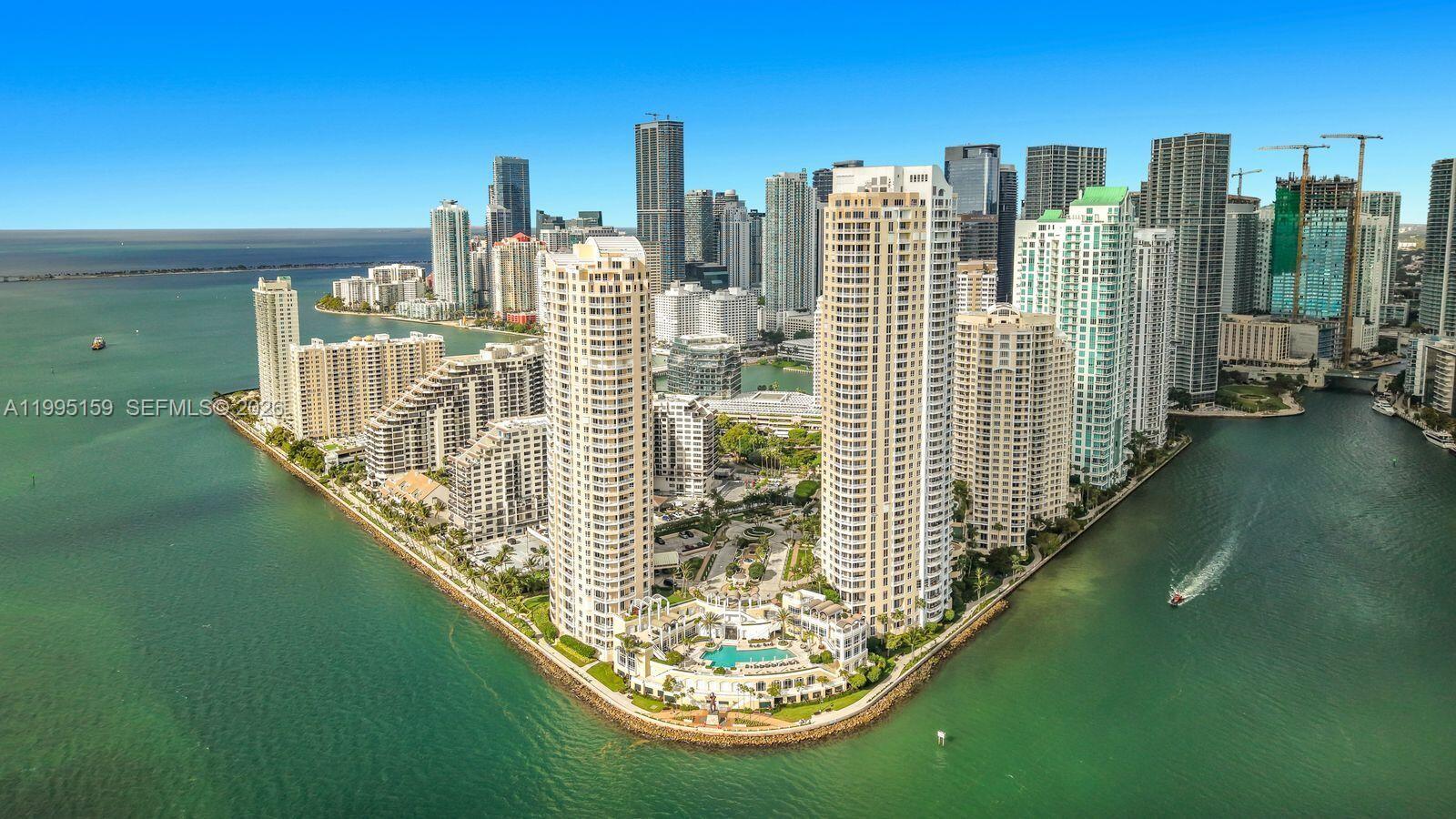 808 Brickell Key Drive 2002, Miami, FL 33131, Miami