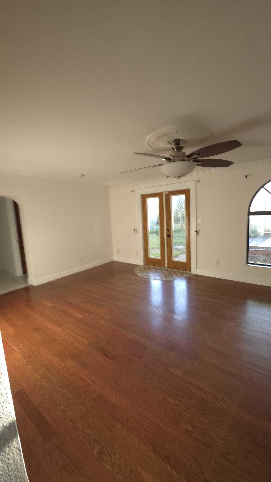 1761 SW Monterrey Lane — photo 2