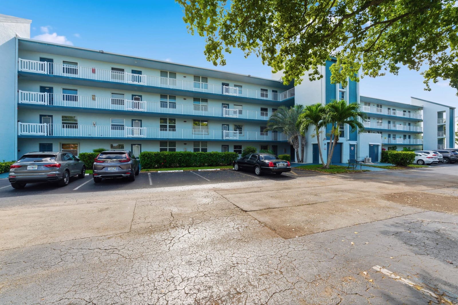 1650 NW 80th Avenue Apt 204, Margate, FL 33063 photo 2