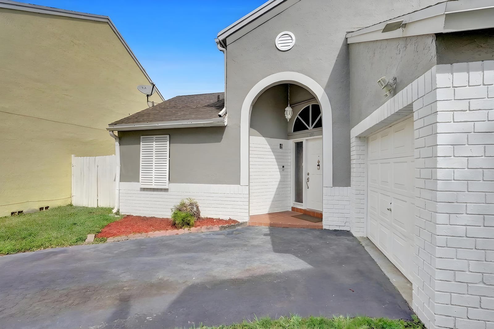1180 SW 108th Terrace, Davie, FL 33324 photo 2
