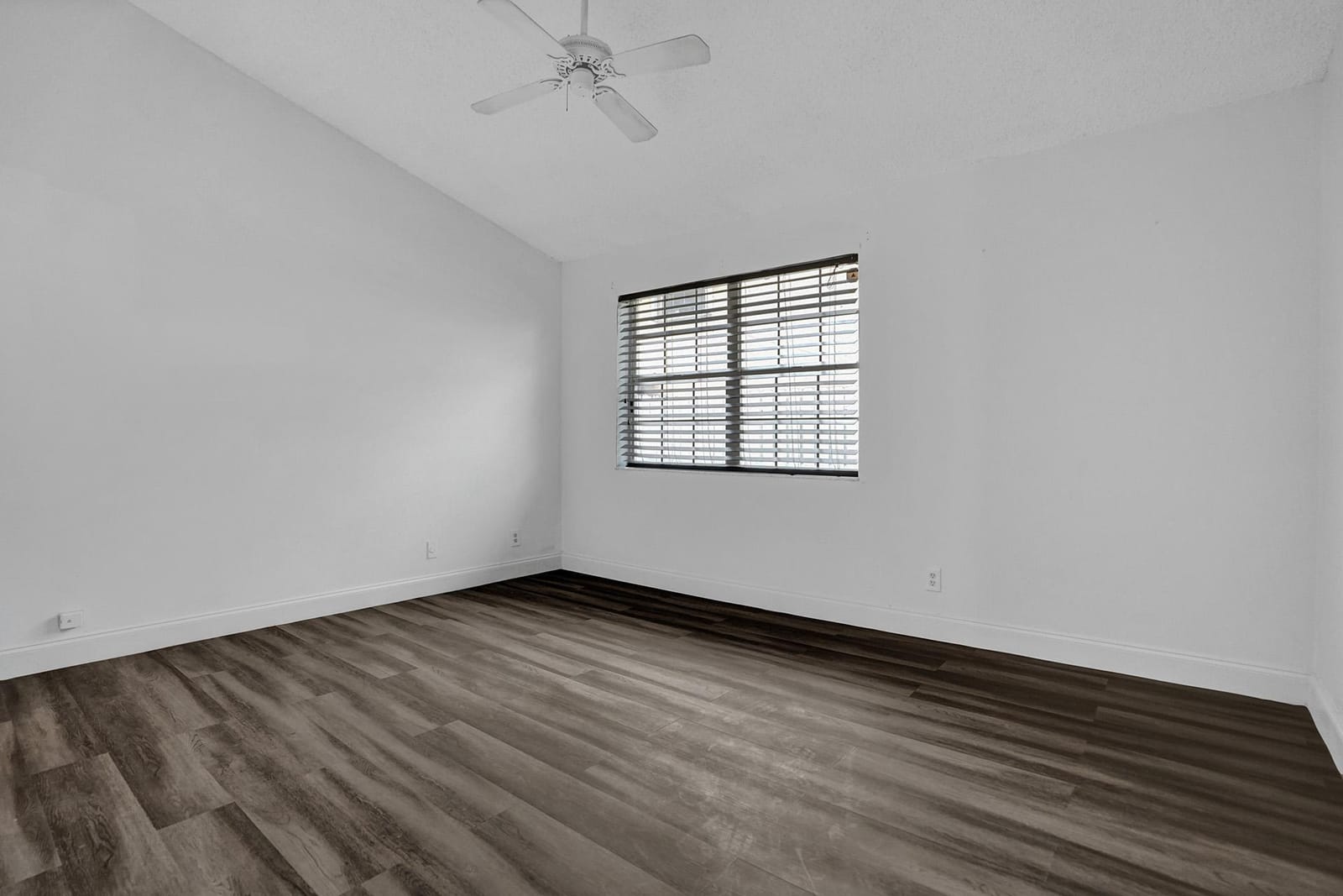 1180 SW 108th Terrace, Davie, FL 33324 photo 14