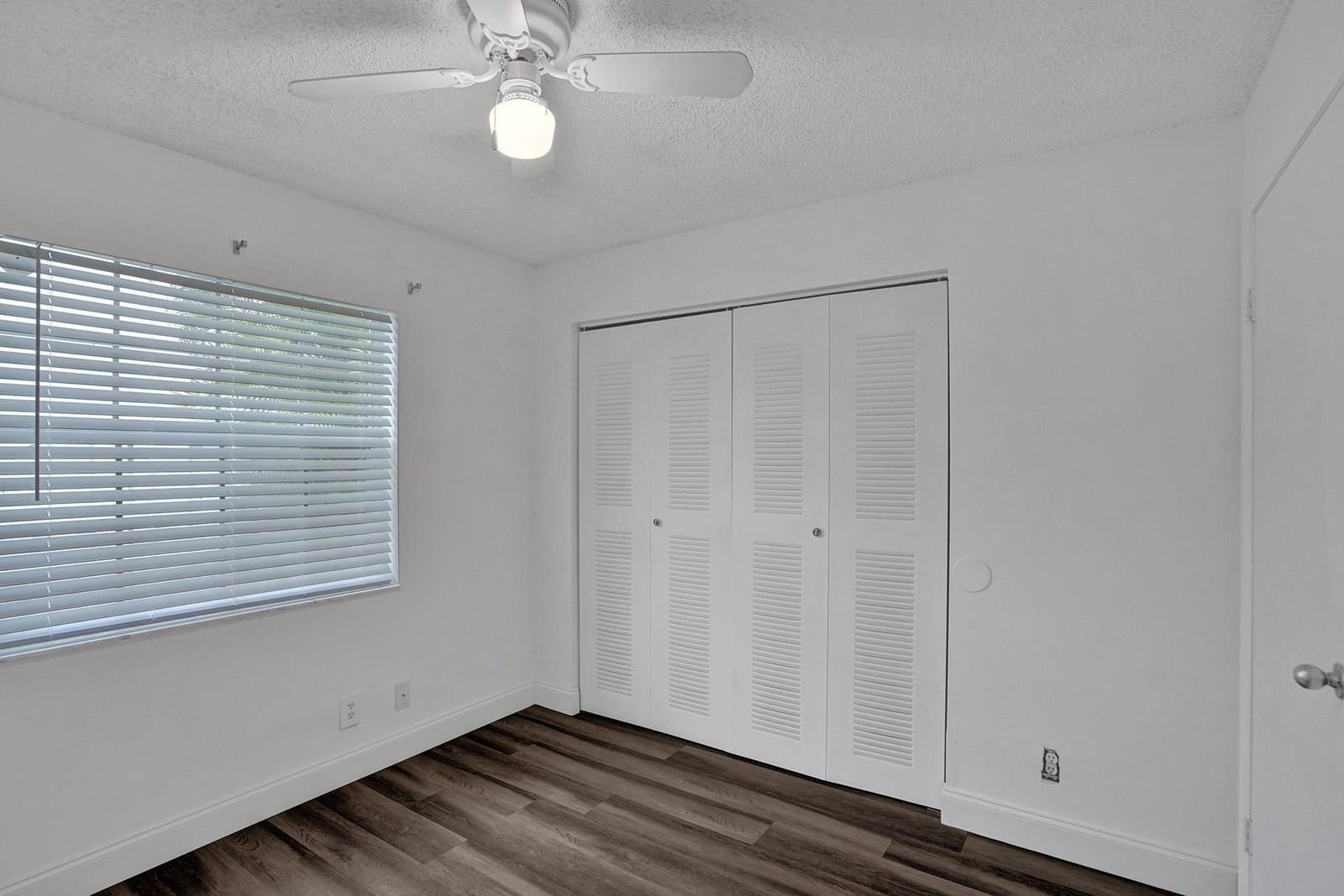 1180 SW 108th Terrace, Davie, FL 33324 photo 27