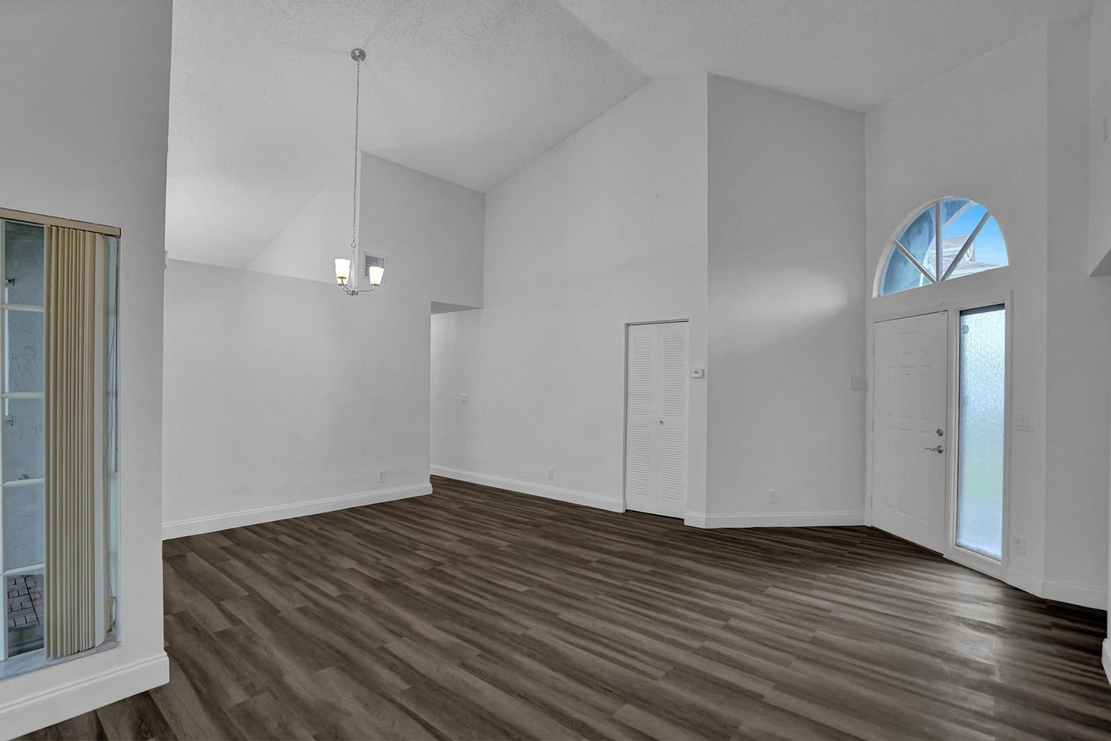 1180 SW 108th Terrace, Davie, FL 33324 photo 4