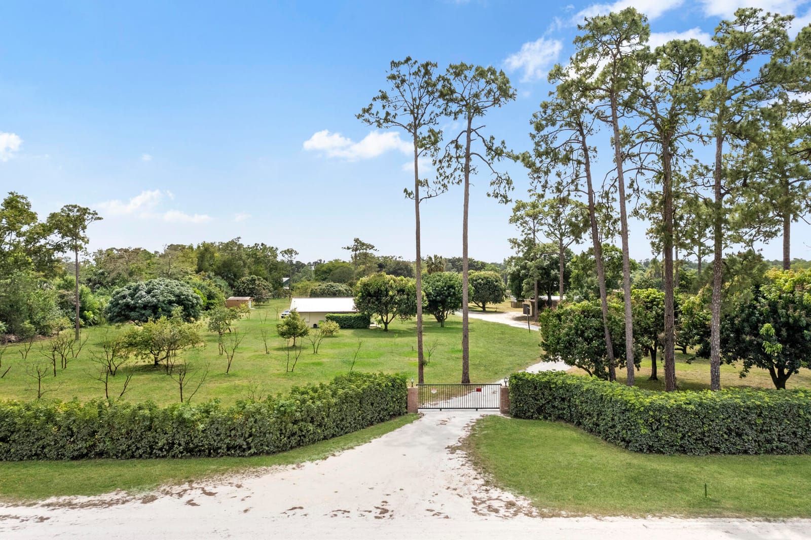 13650 6th Court N, Loxahatchee Groves, FL 33470