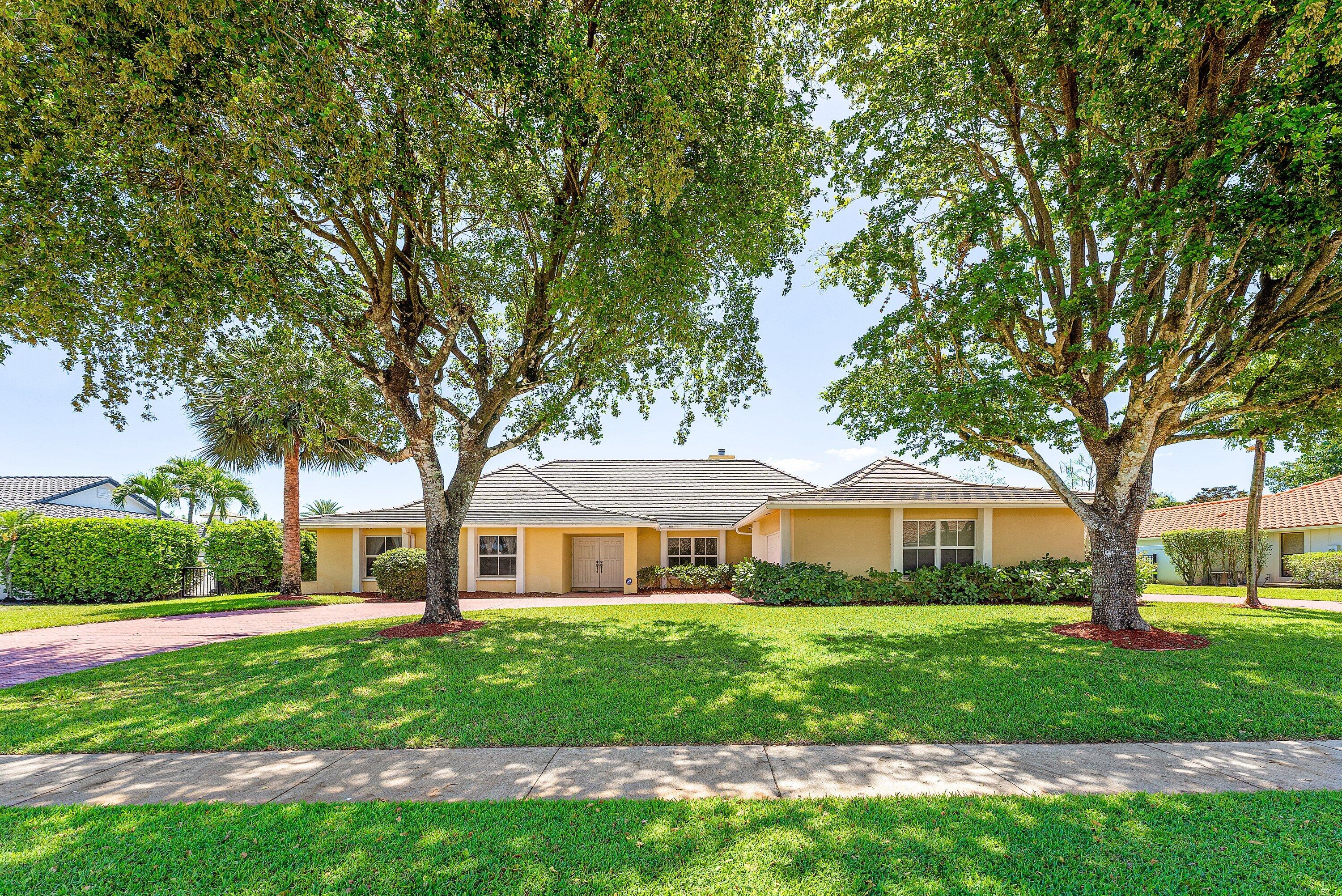 2099 Greenview Cove Drive, Wellington, FL 33414, Wellington