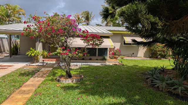 2361 SW 15th Court, sold in Flamingo Park Sec, Fort Lauderdale, FL
