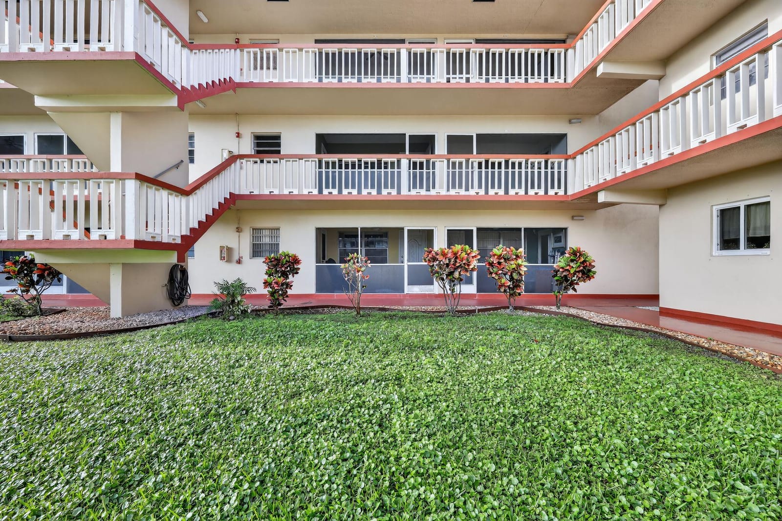 5300 Washington K129, Hollywood, FL 33021