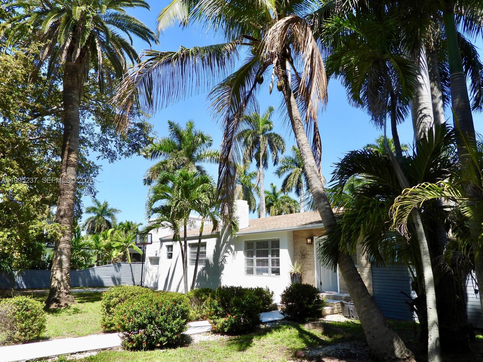 715 Hollywood Boulevard, Hollywood, FL 33019, Hollywood