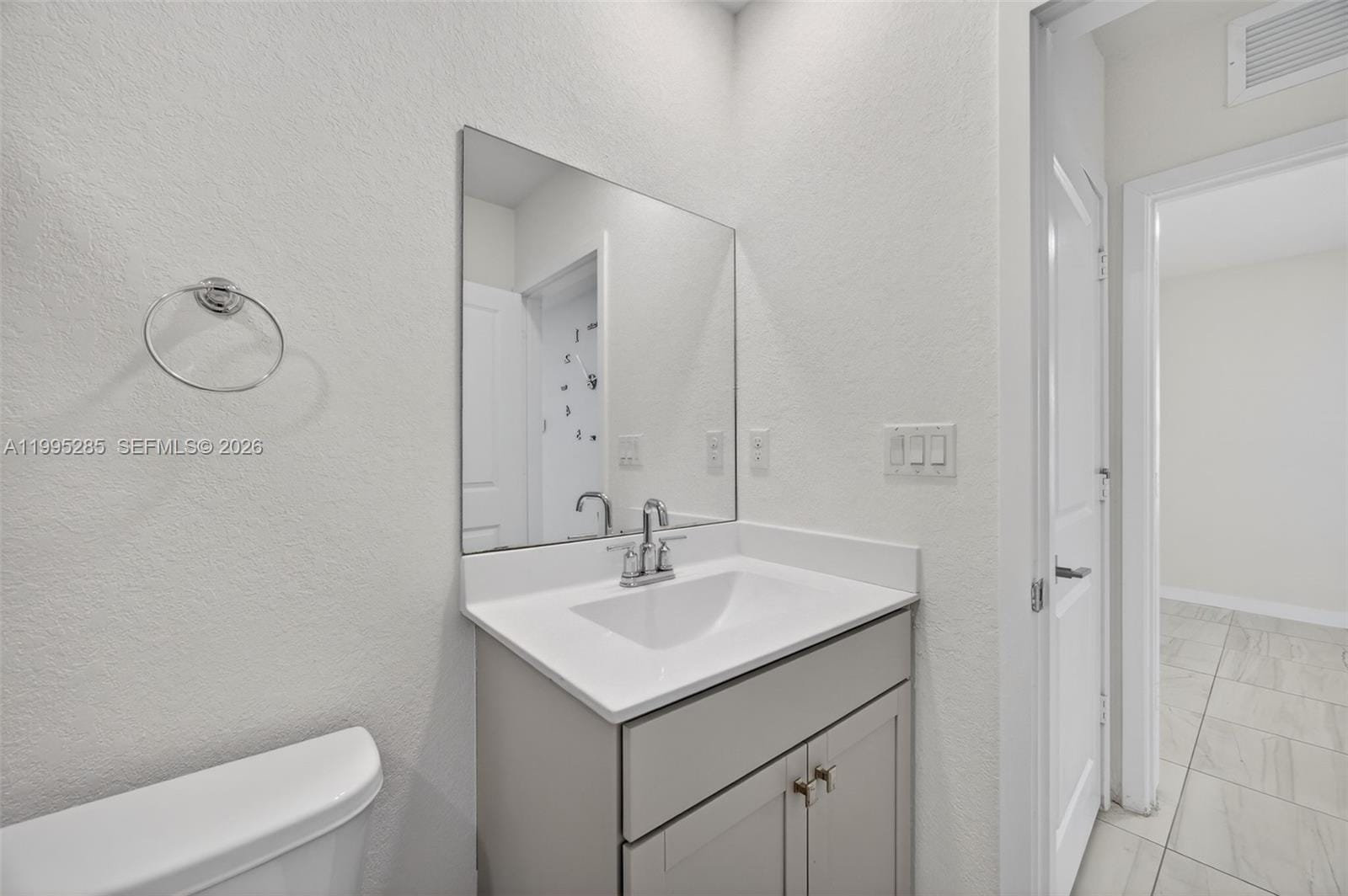 619 NE 5th Street, Florida City, FL 33034 photo 17