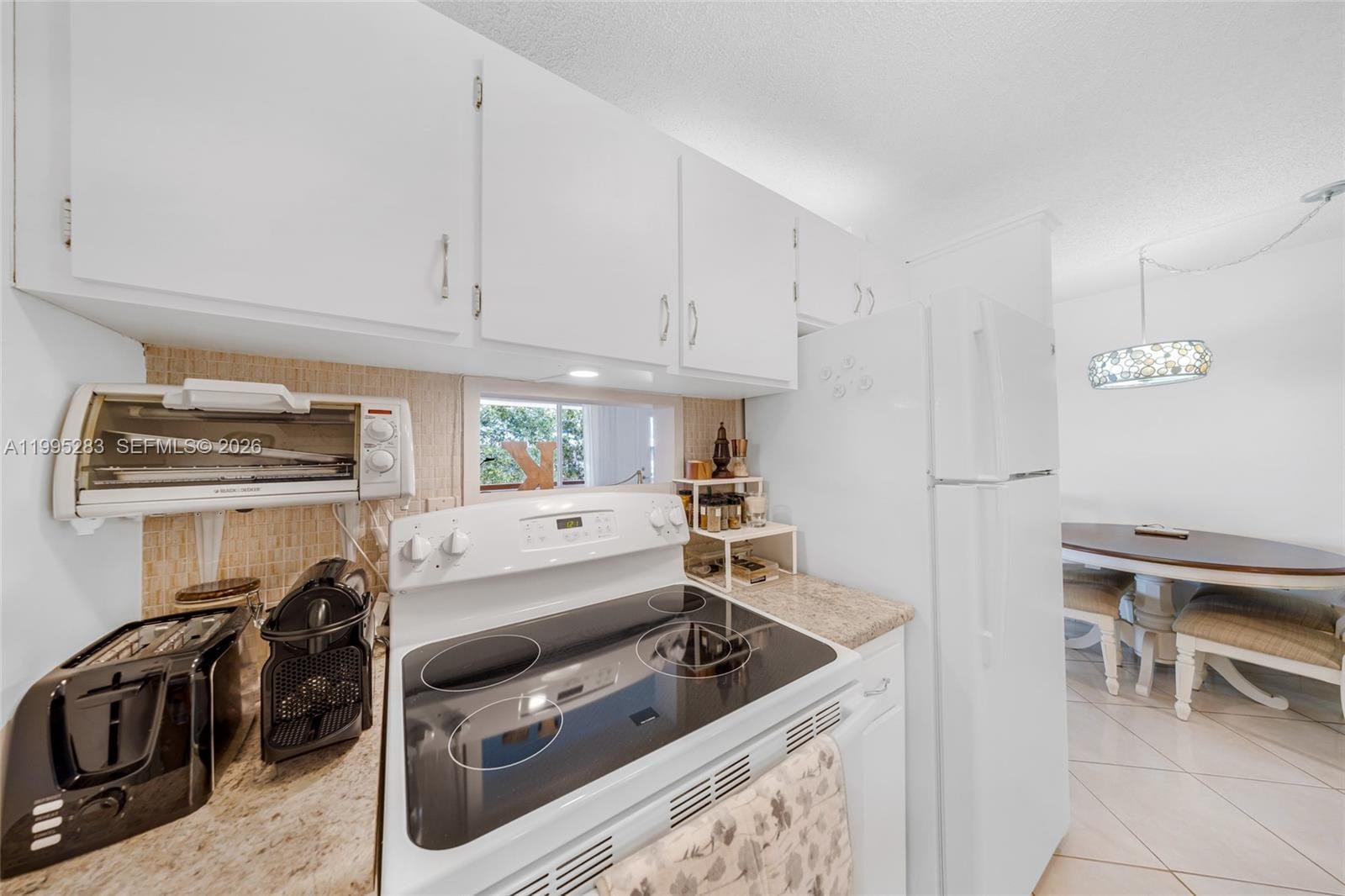 1015 SW 11th Avenue 15K, Hallandale Beach, FL 33009 photo 12