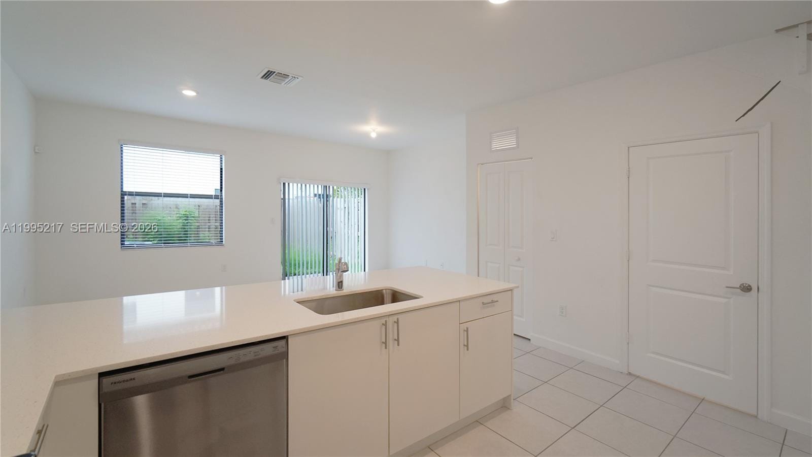 11870 SW 246th Lane — photo 7