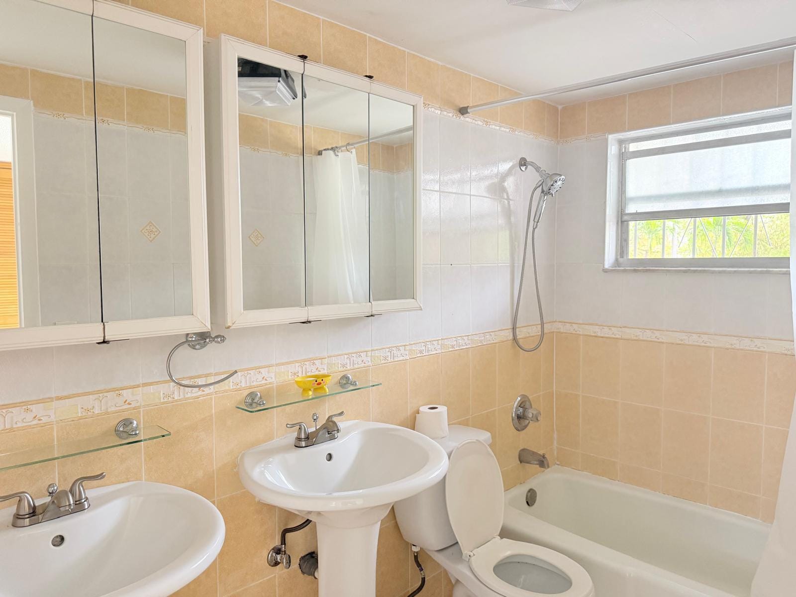 1750 W 46th Street 222, Hialeah, FL 33012 photo 19