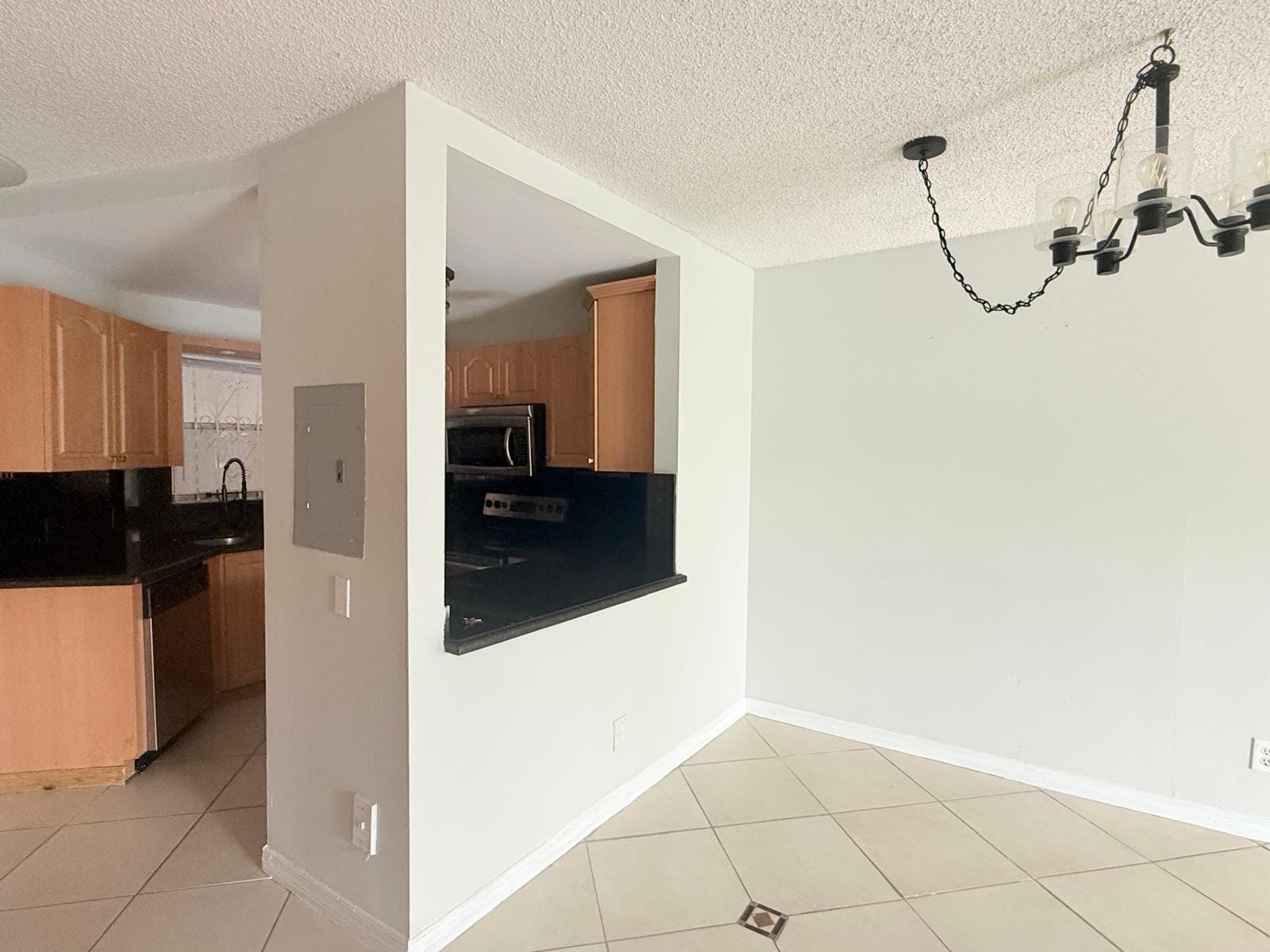 1750 W 46th Street 222, Hialeah, FL 33012 photo 6