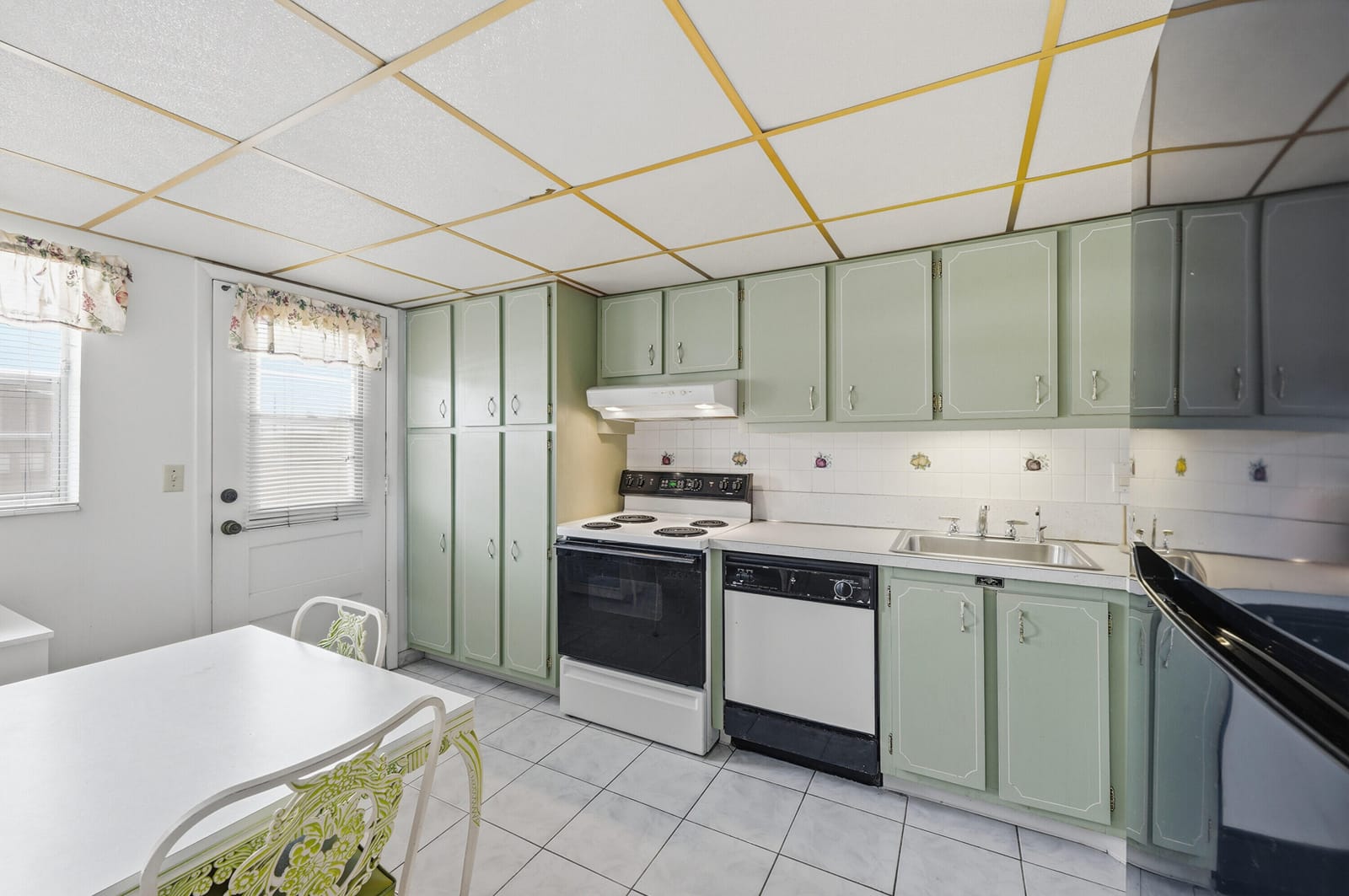 2991 NW 46th Avenue 303 — photo 5
