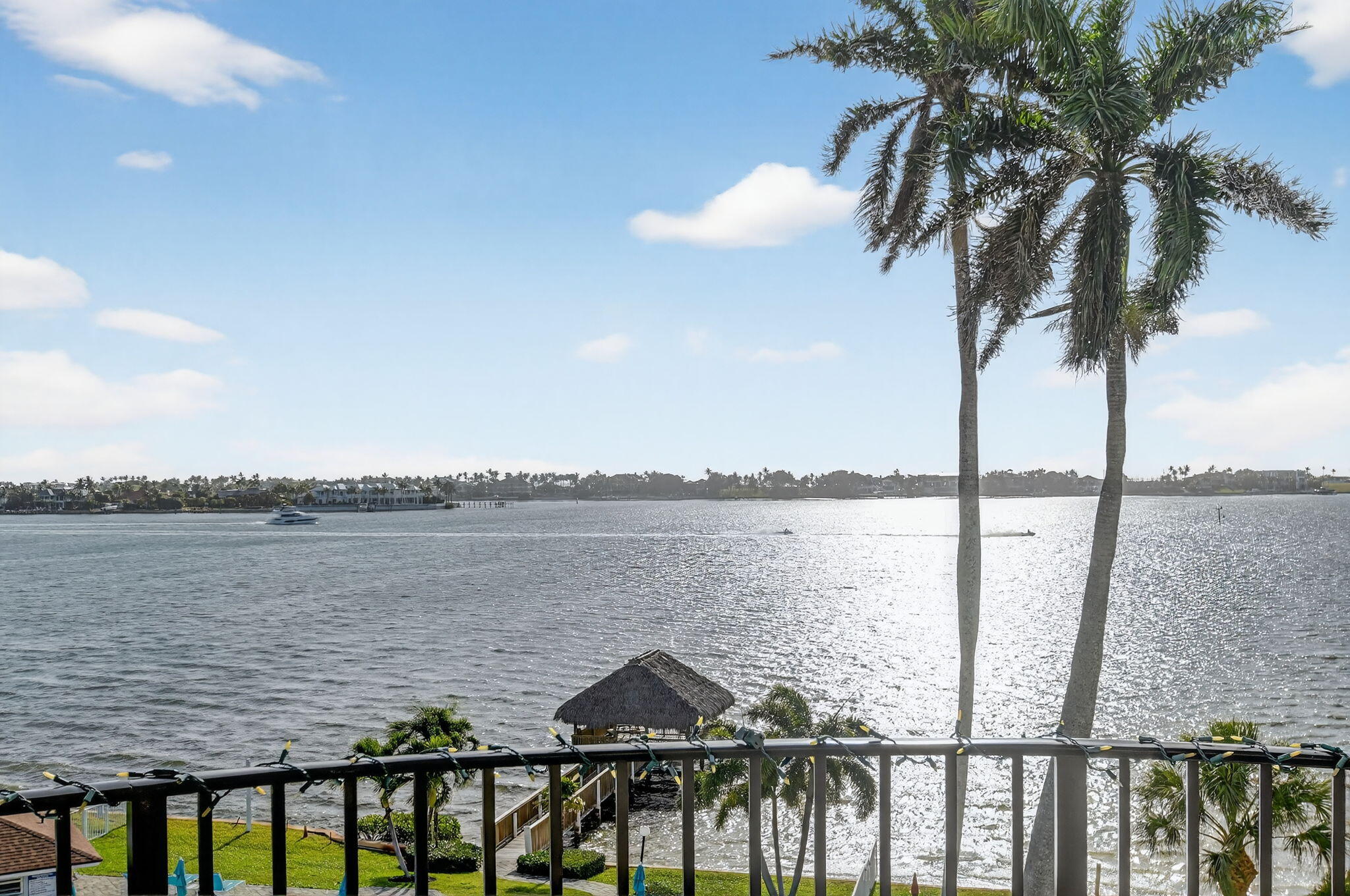 8200 Lakeshore Drive 507, Hypoluxo, FL 33462, Hypoluxo