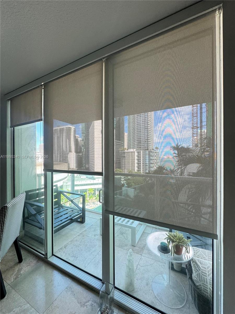 31 SE 5th Street 1402 — photo 3