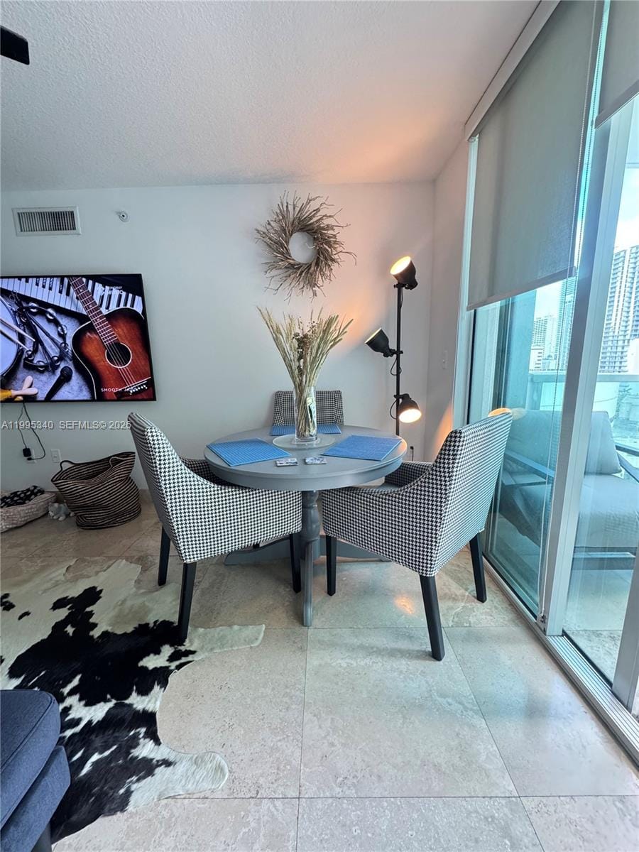 31 SE 5th Street 1402 — photo 7
