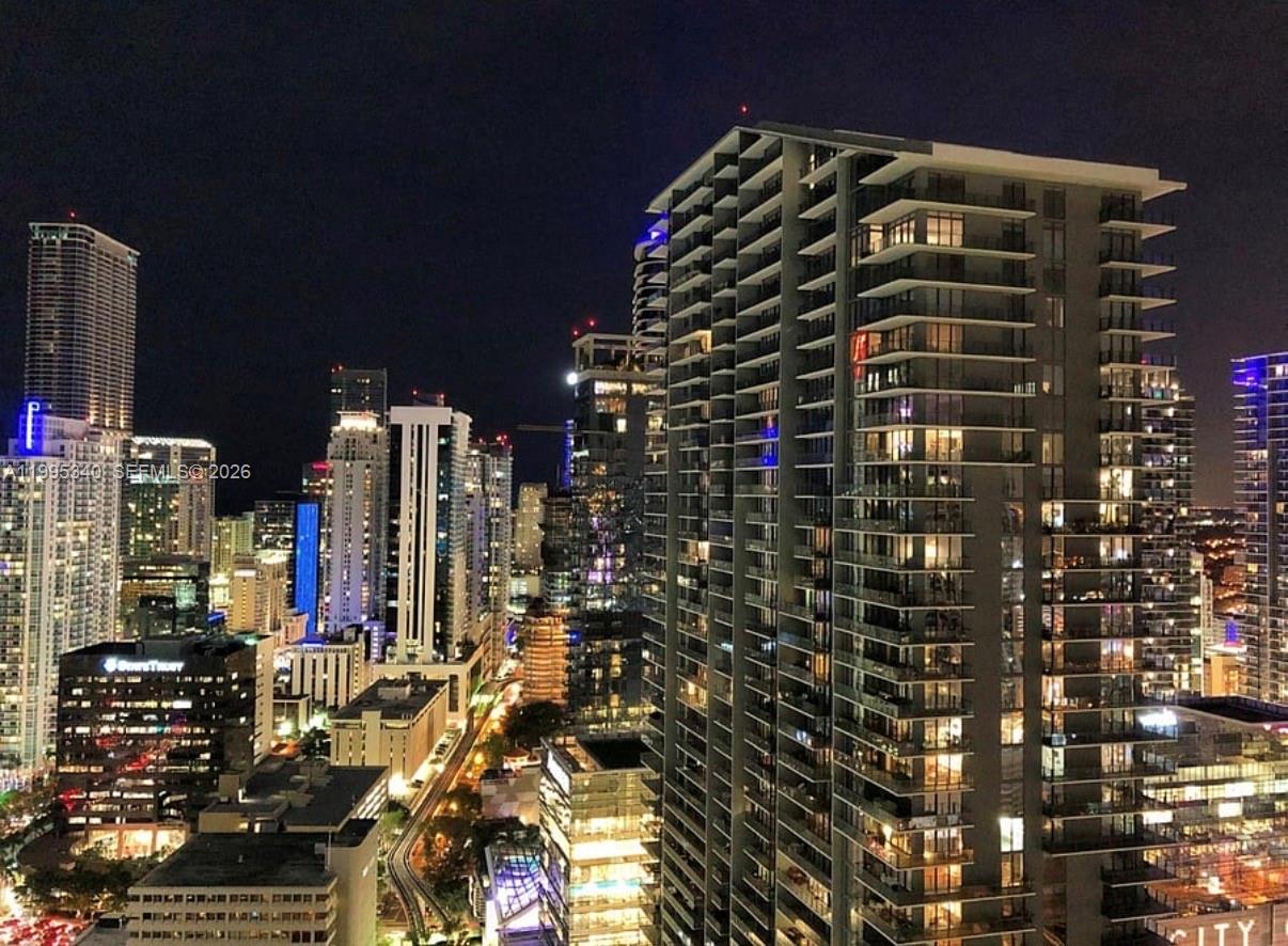 31 SE 5th Street 1402, Miami, FL 33131, Miami