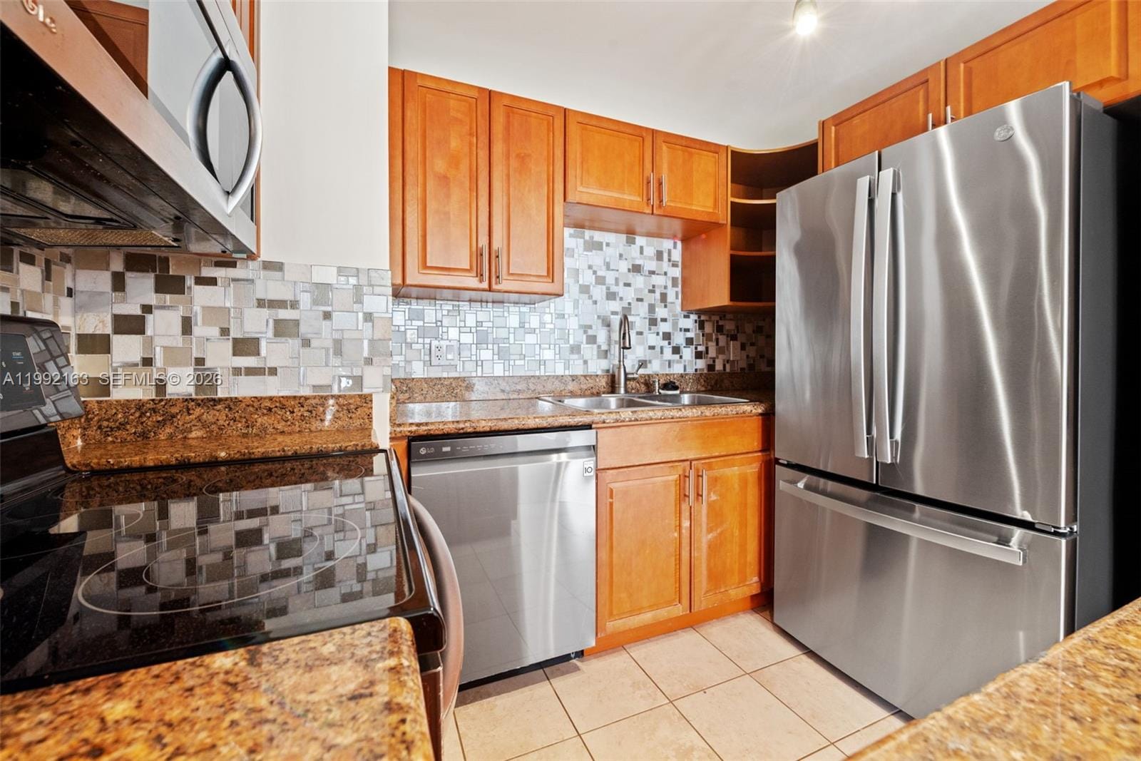 357 Almeria Avenue 1006, Coral Gables, FL 33134 photo 14