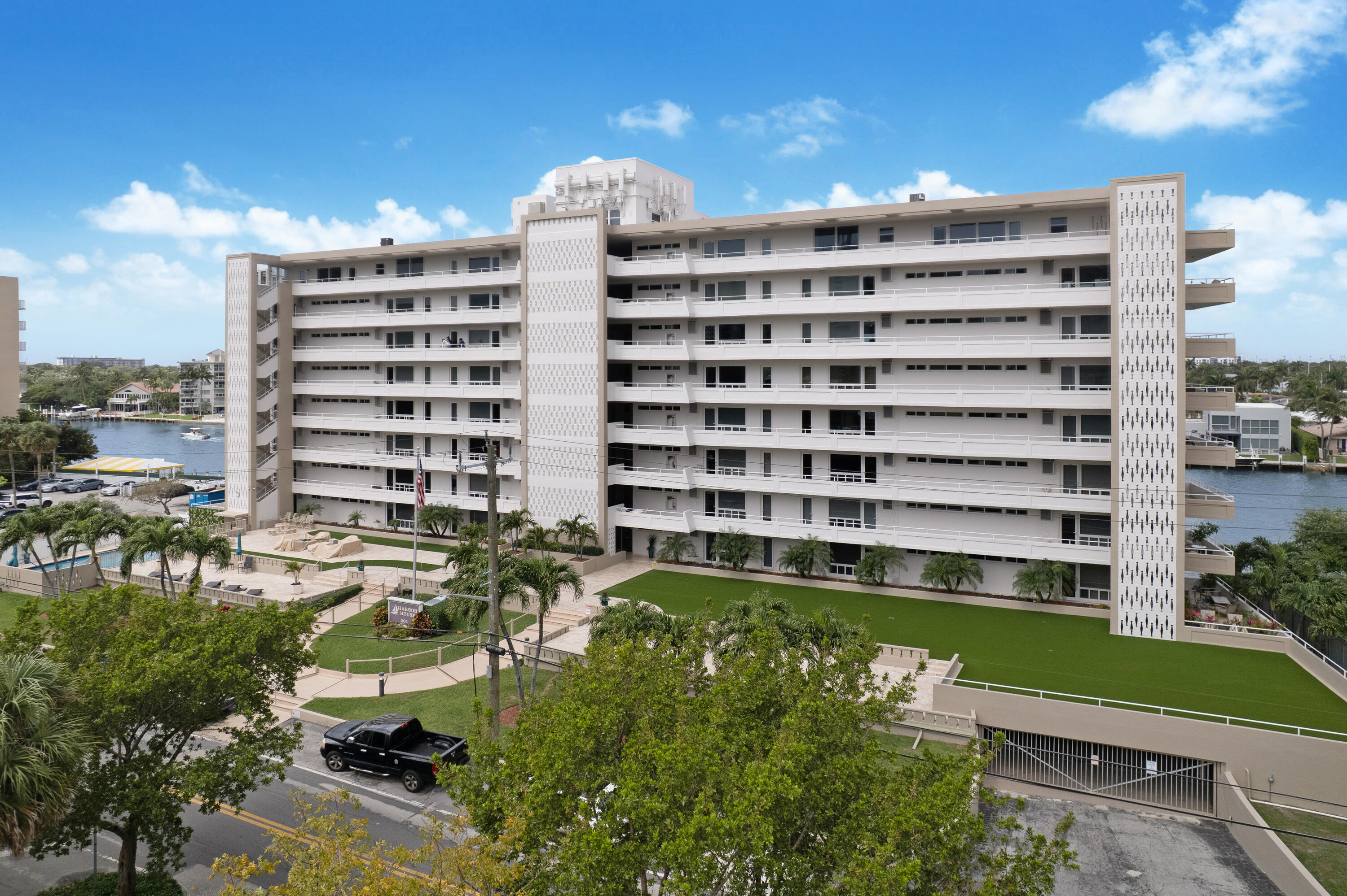 201 N Riverside Drive 402, Pompano Beach, FL 33062, Pompano Beach