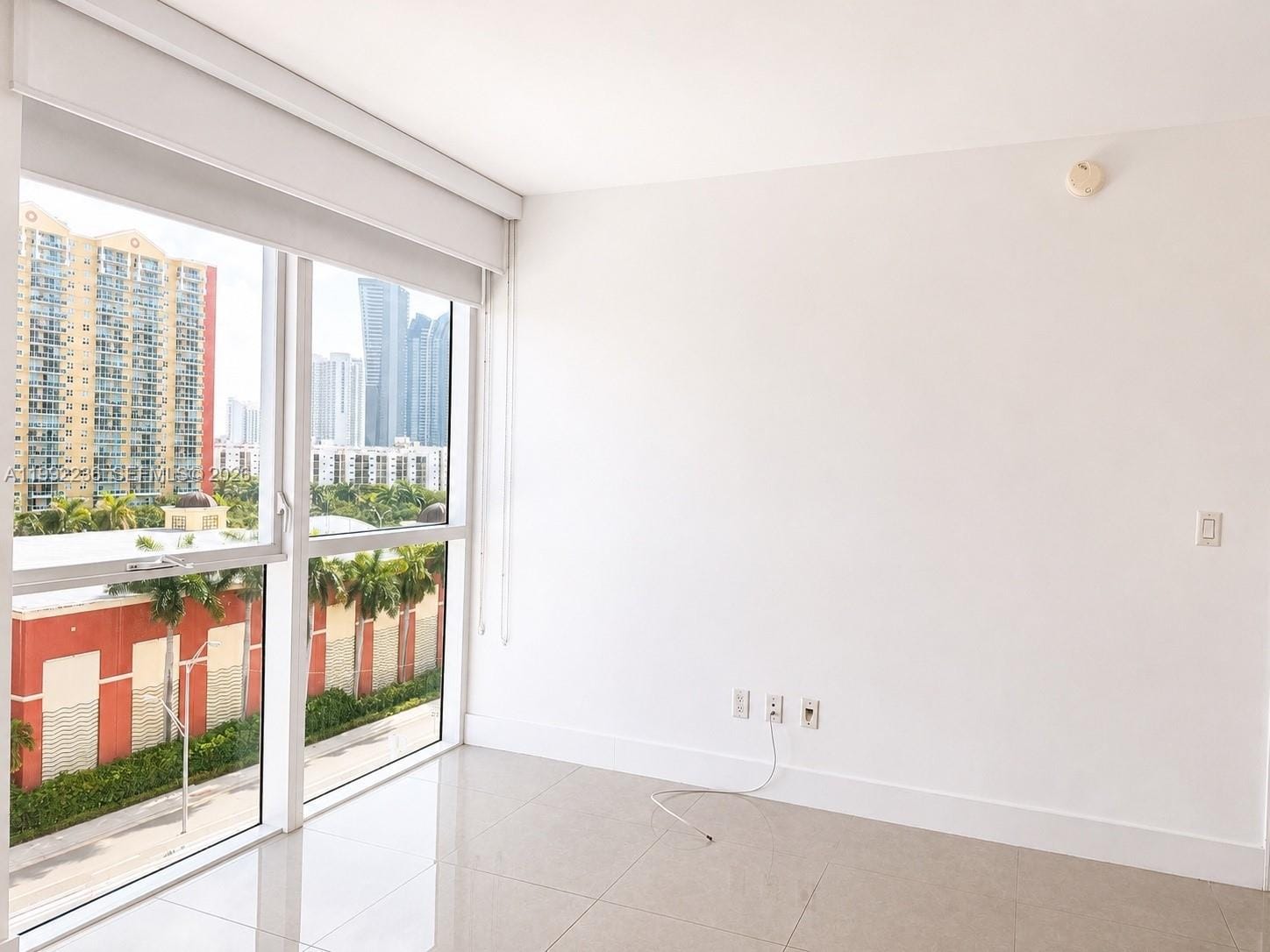 400 Sunny Isles Boulevard 819 — photo 5