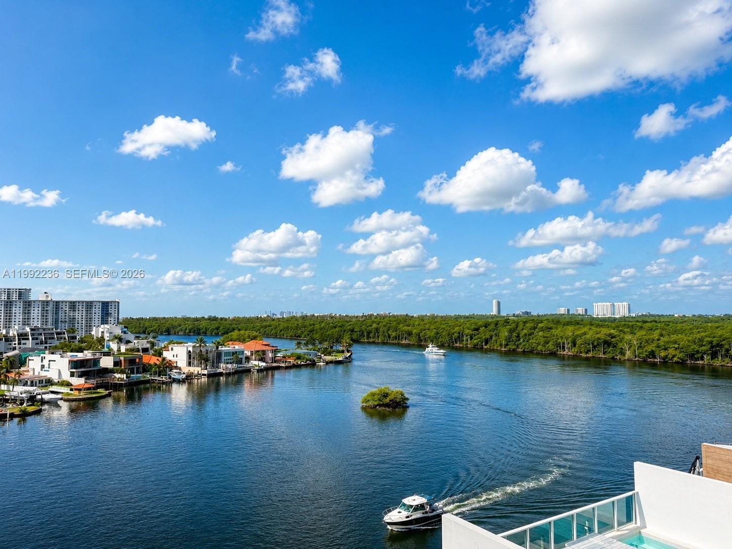 400 Sunny Isles Boulevard 819 — photo 2