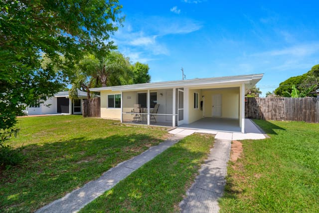 1751 5th Avenue, sold in Rockridge, Vero Beach, FL