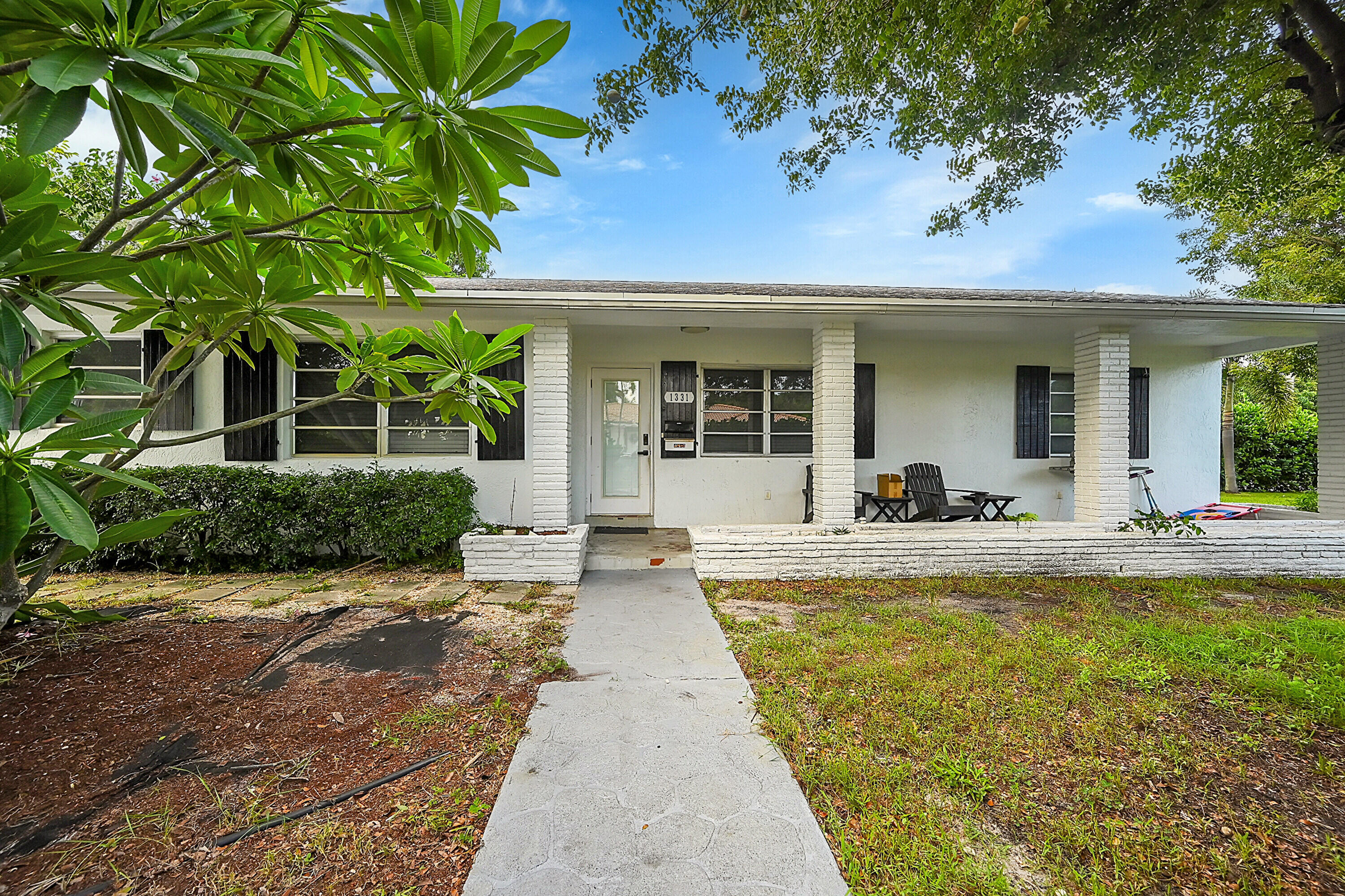 1331 S Palmway, Lake Worth Beach, FL 33460, Lake Worth Beach