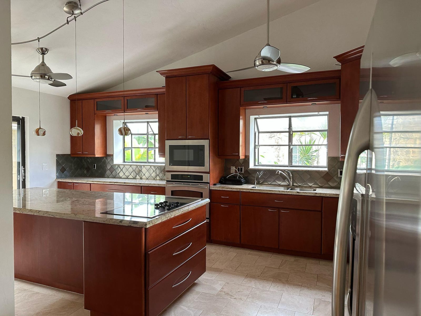 7243 Encina Lane — photo 8
