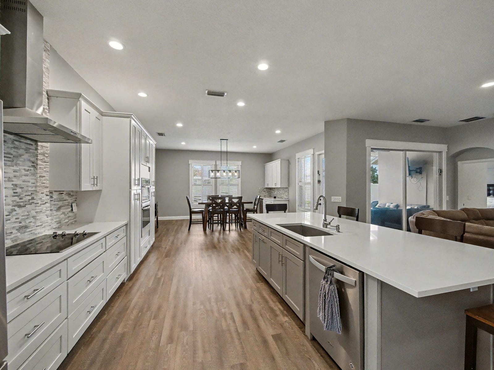 10492 SW Sarah Way — photo 10