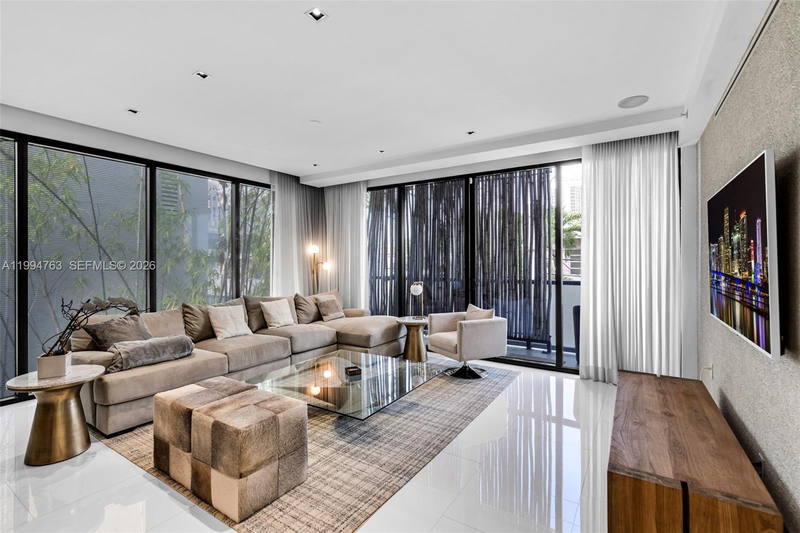 350 Meridian Avenue 202, Miami Beach, FL 33139, Miami Beach