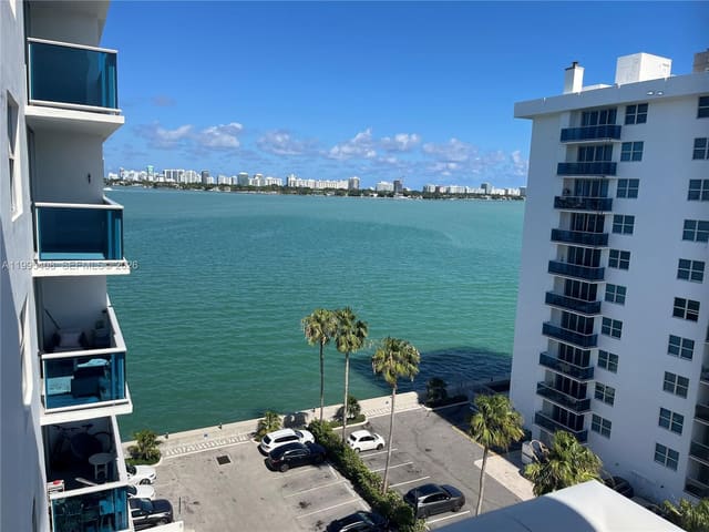 7501 E Treasure Drive 8A, Treasures On The Bay Ii C, North Bay Village, FL