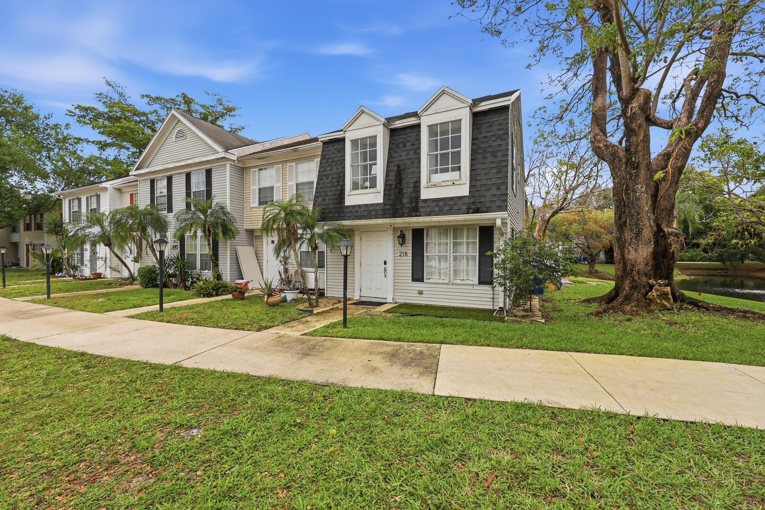 218 Old English Drive, Jupiter, FL 33458, Jupiter