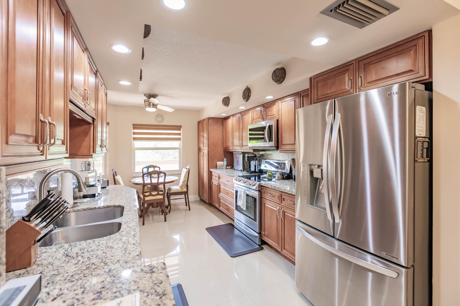 1606 Abaco Drive H4, Coconut Creek, FL 33066 photo 2