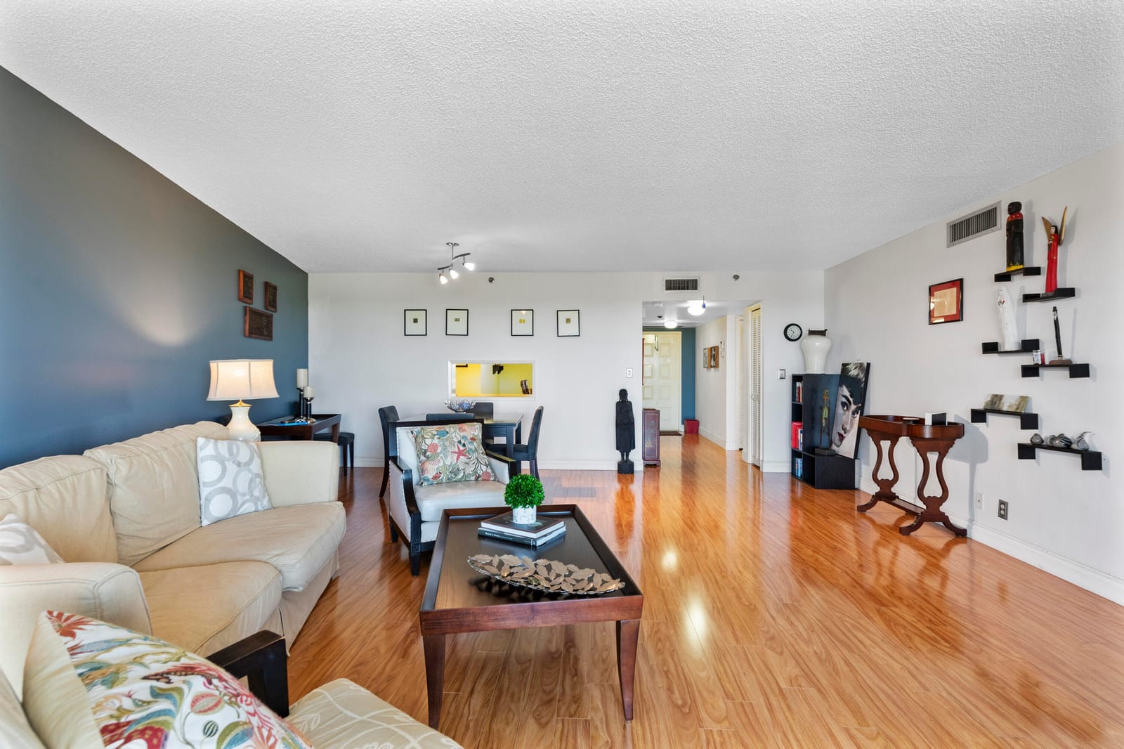 3499 Oaks Way 806 — photo 4