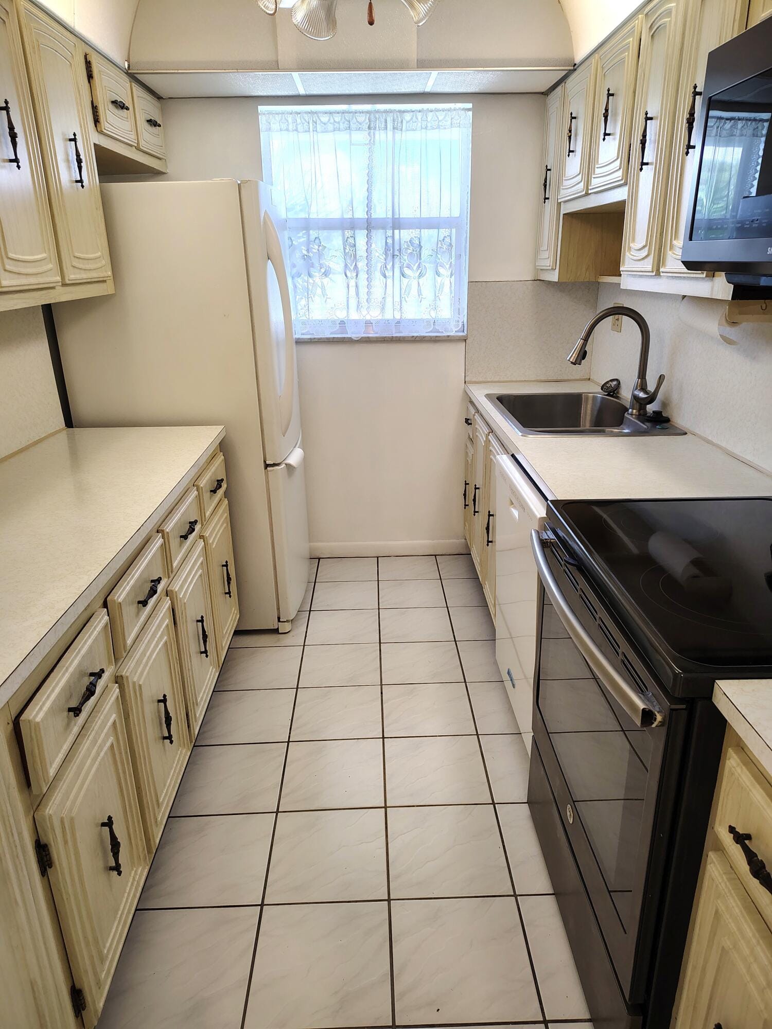 380 High Point Boulevard A, Delray Beach, FL 33445 photo 7