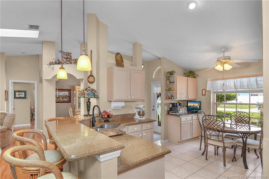 526 NE Vanda Terrado, Jensen Beach, FL 34957 photo 11
