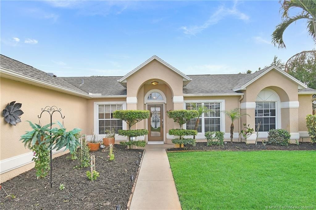 526 NE Vanda Terrado, Jensen Beach, FL 34957 photo 3